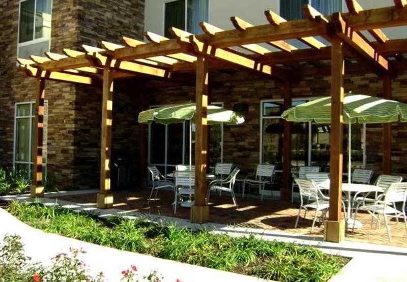 Fairfield Inn & Suites By Marriott Houston Conroe Restoran gambar